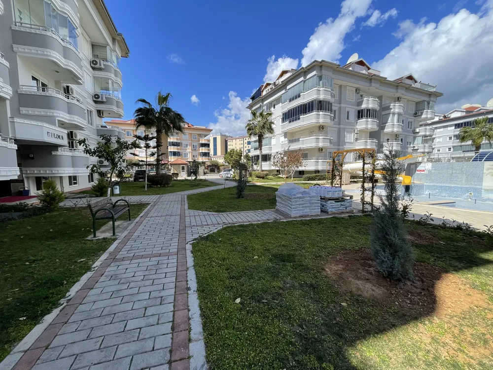 OBA CROWN 3 Exterior - 22