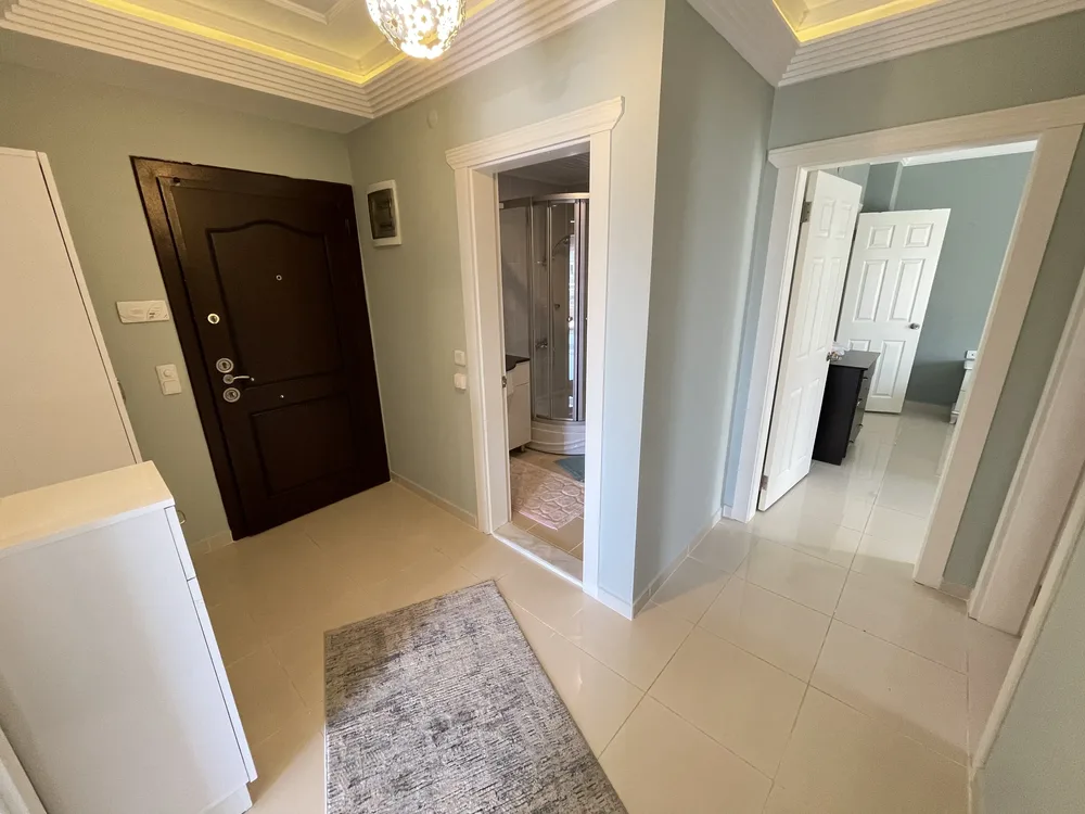 OBA CROWN 3 Interior - 17