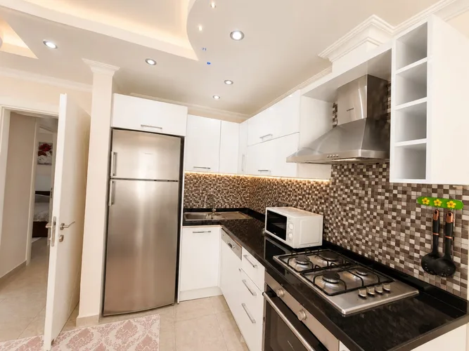 , Interior - 4