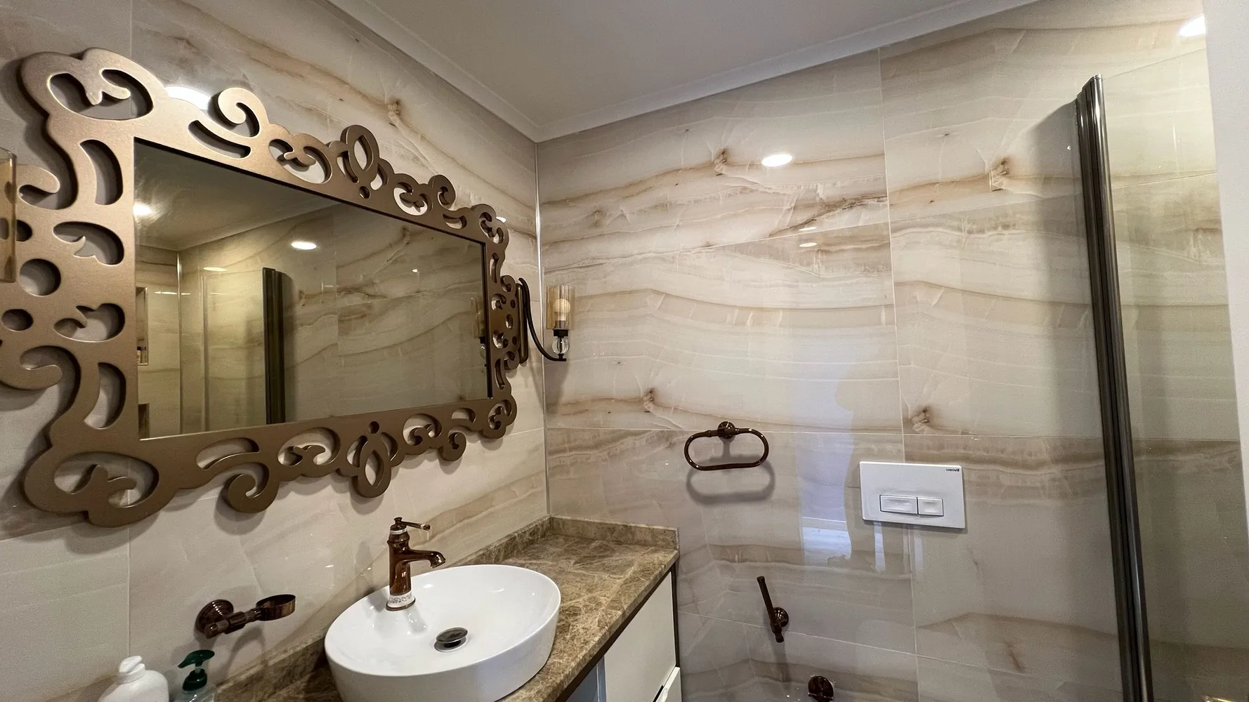 Квартира на первой береговой линии в Kurt Safir VIP, Аланья, по выгодной цене Interior - 29