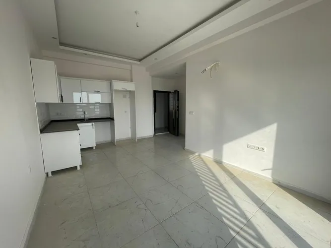 , Interior - 3