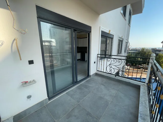 , Exterior - 4