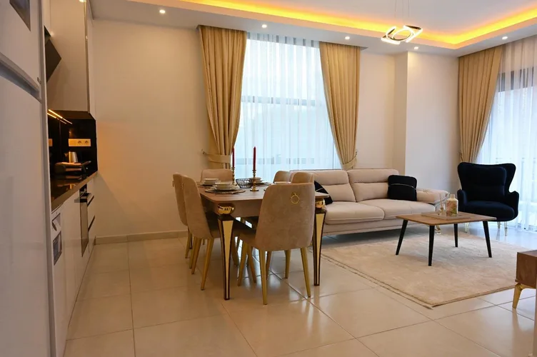 , Interior - 3