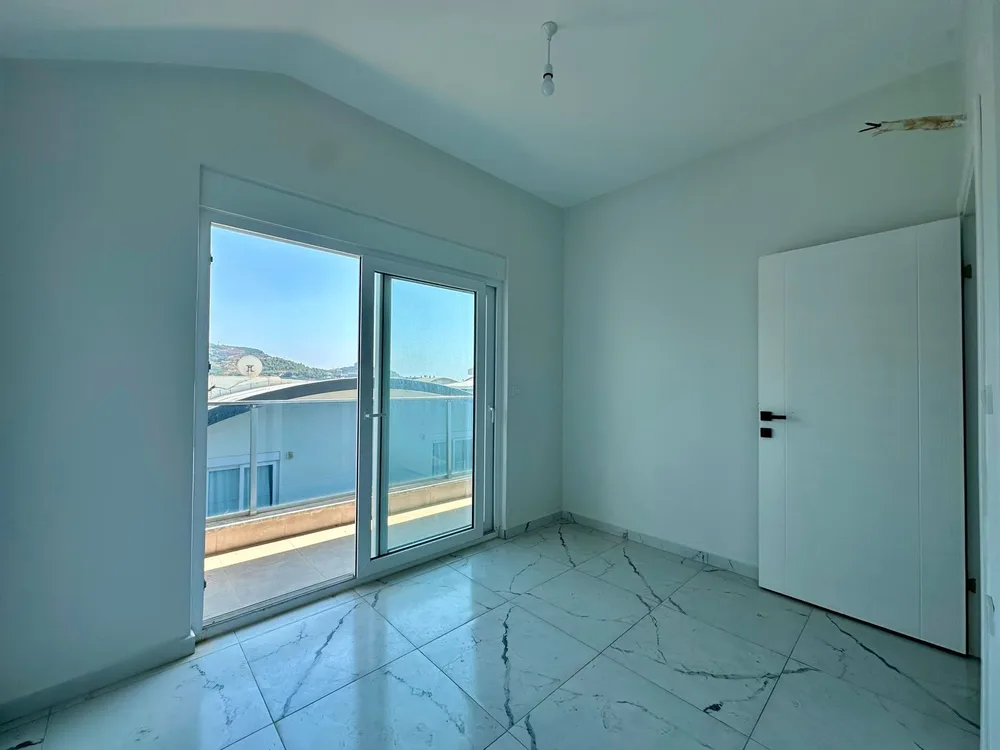 Bargain Sea View Apartment For Sale in Kargicak, Alanya Interior - 2
