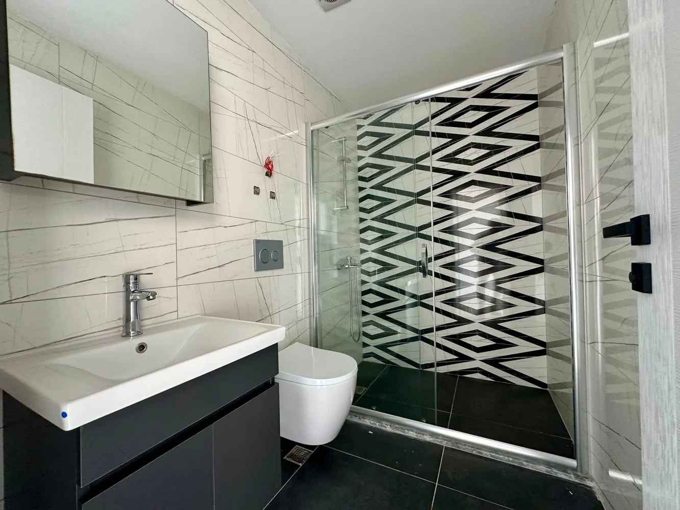 Bargain Sea View Apartment For Sale in Kargicak, Alanya Interior - 34