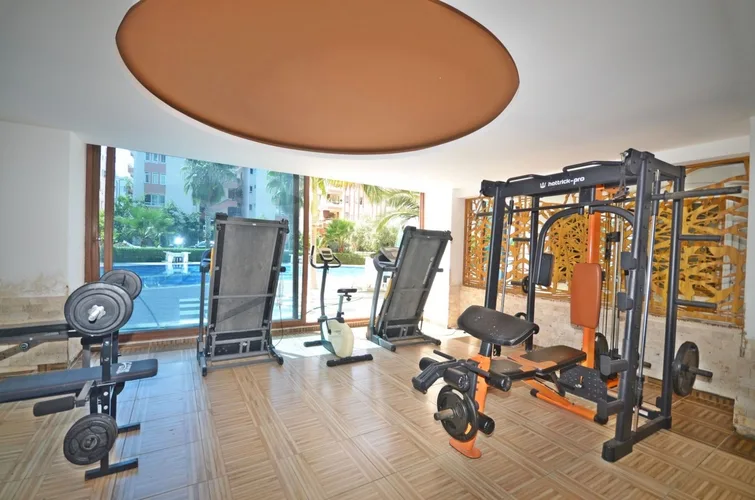 , Interior - 3