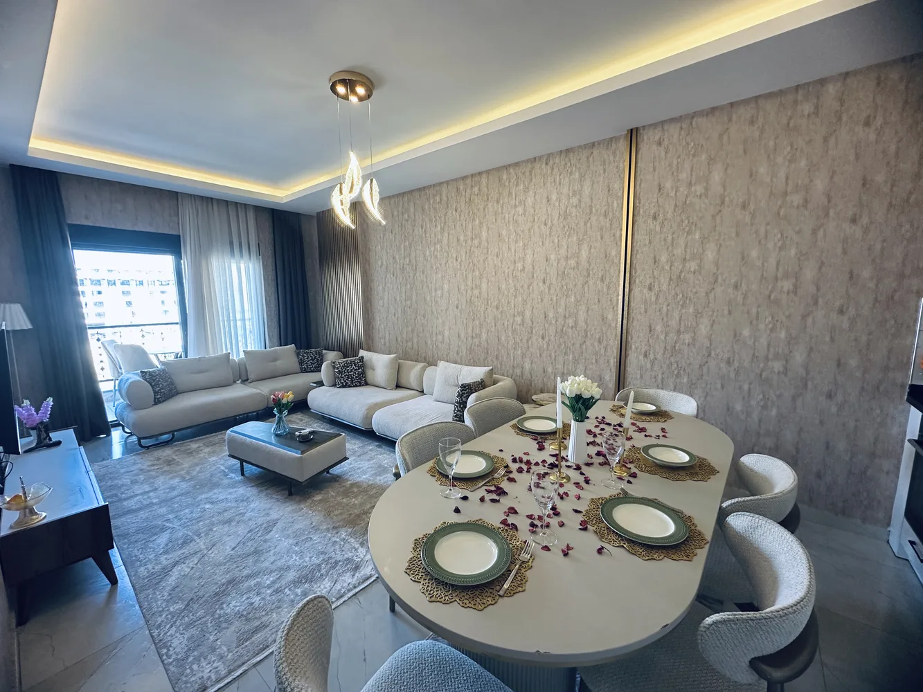NOVITA SQUARE - View property