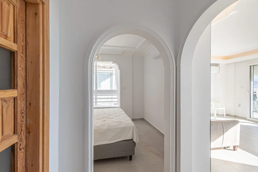Exclusive Sea-View Apartment for Sale in Alanya Castle Interior - 9