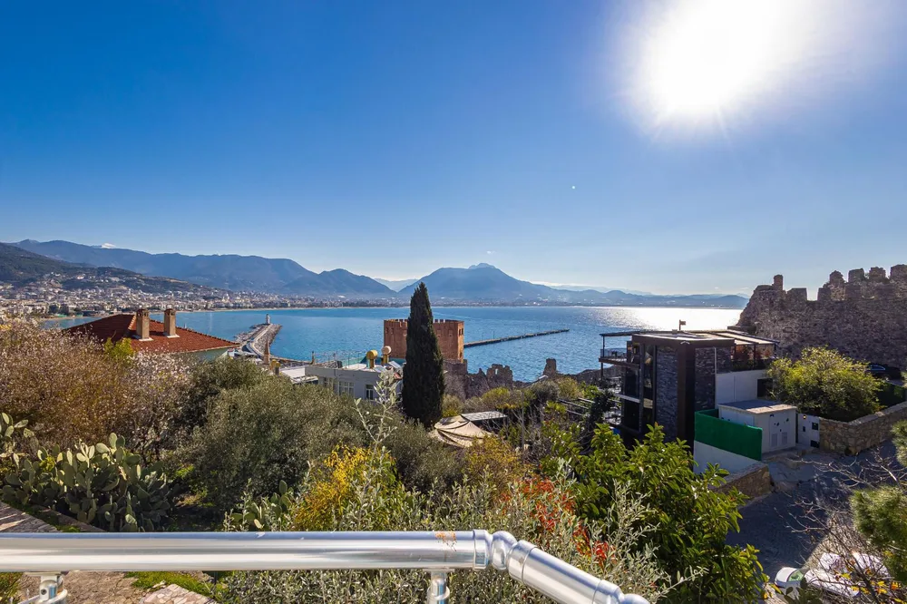 Exclusive Sea-View Apartment for Sale in Alanya Castle Exterior - 20