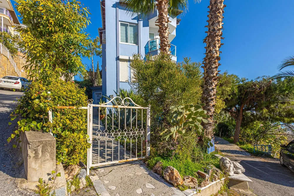Exclusive Sea-View Apartment for Sale in Alanya Castle Exterior - 17