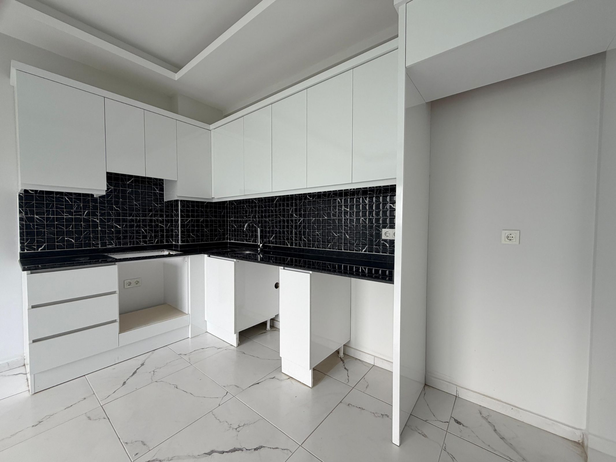 HRM RESIDENCE  - Посмотреть объект недвижимости