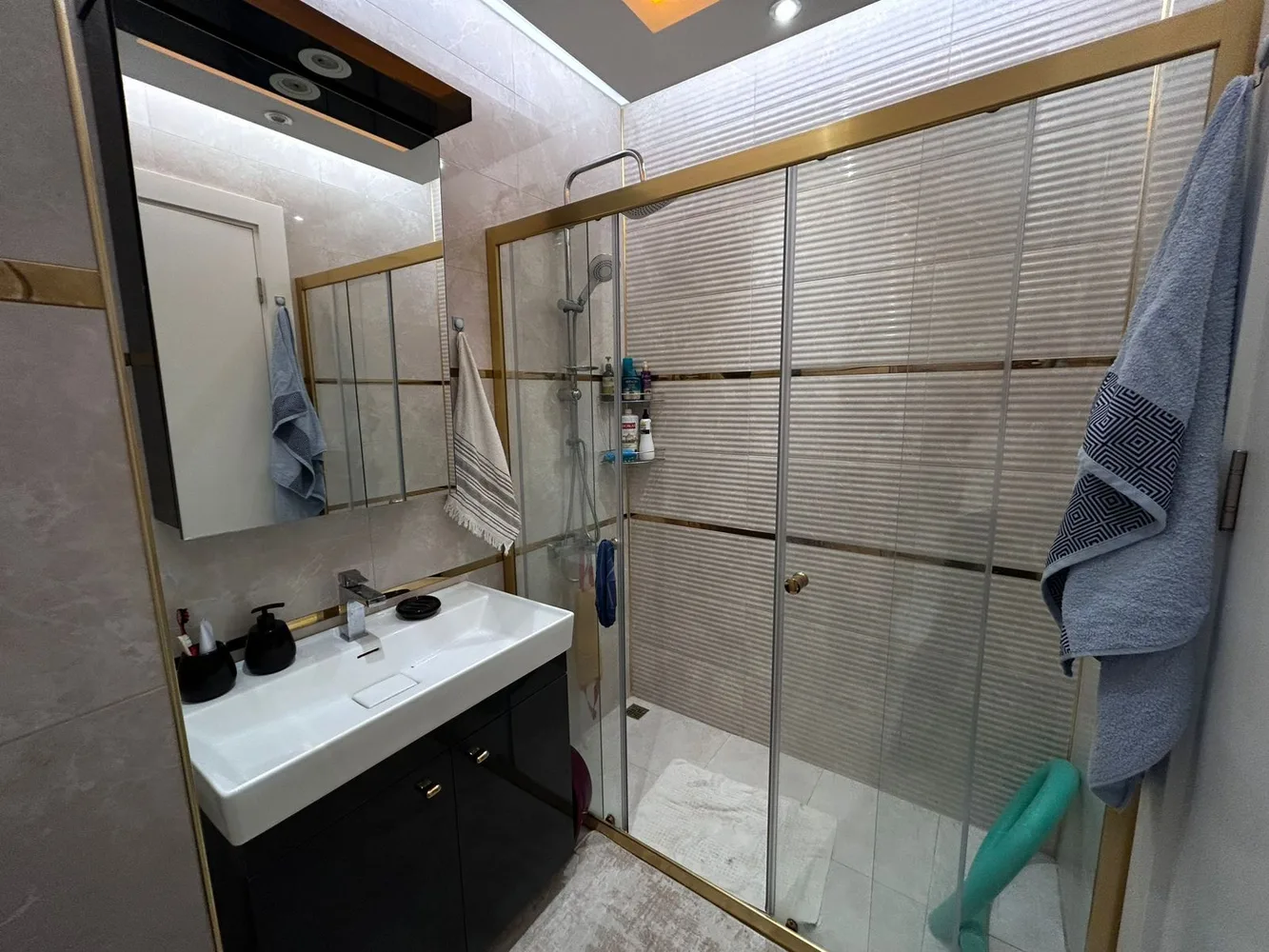 YEKTA KINGDOM TRADE RESIDENCE  Interior - 19