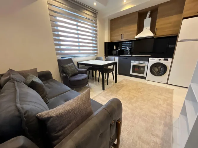 CITY STREET, Interior - 4