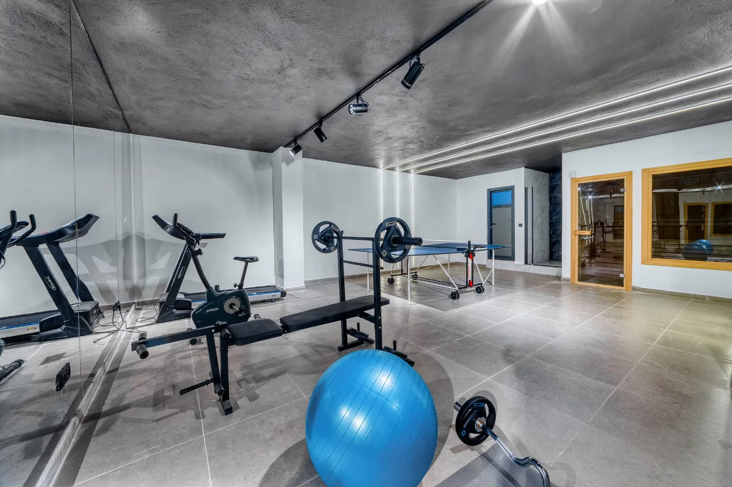  GLORIA TWIN RESIDENCE  Facilities - 18