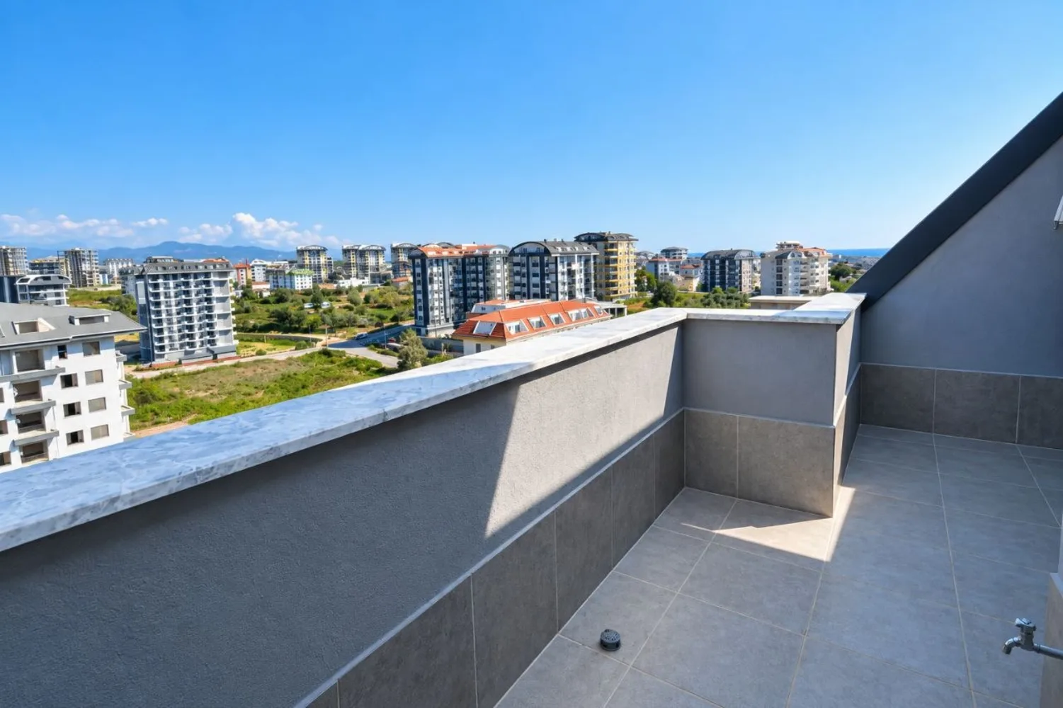 Доступная по цене квартира на продажу в жилом комплексе Dom Na More Residence, Аланья. Exterior - 29