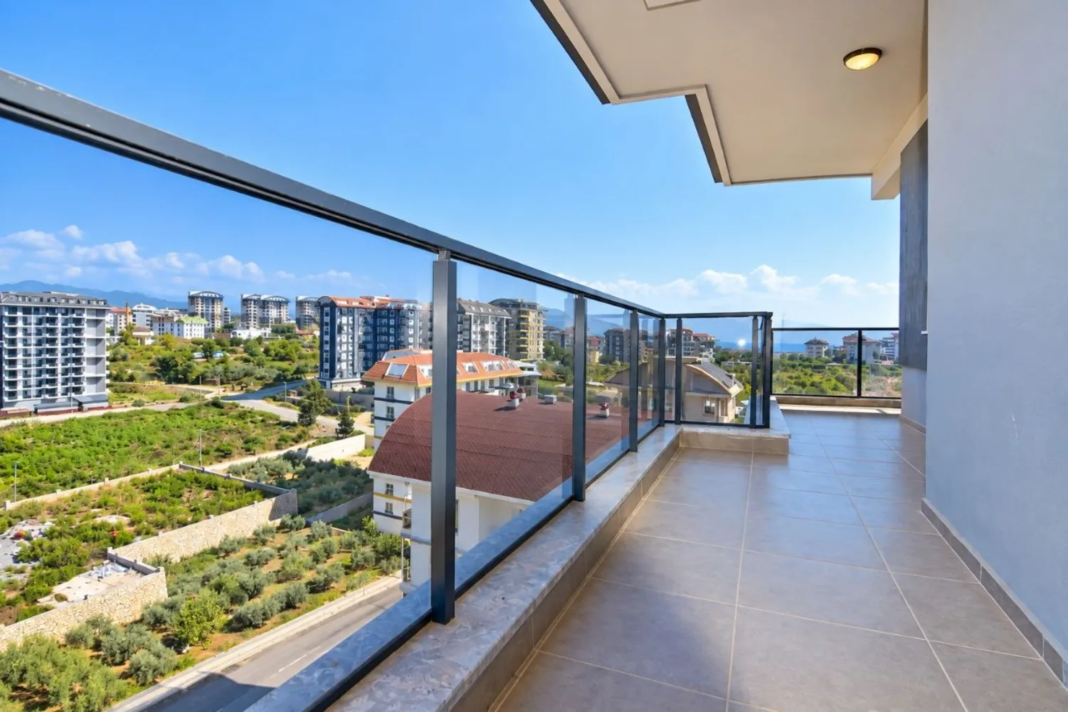 Доступная по цене квартира на продажу в жилом комплексе Dom Na More Residence, Аланья. Exterior - 18