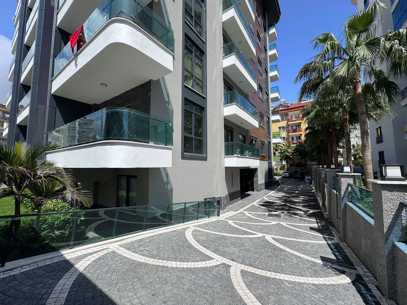 Продается элитная квартира в центре Алании, жилой комплекс Glory Town Residence. Facilities - 8