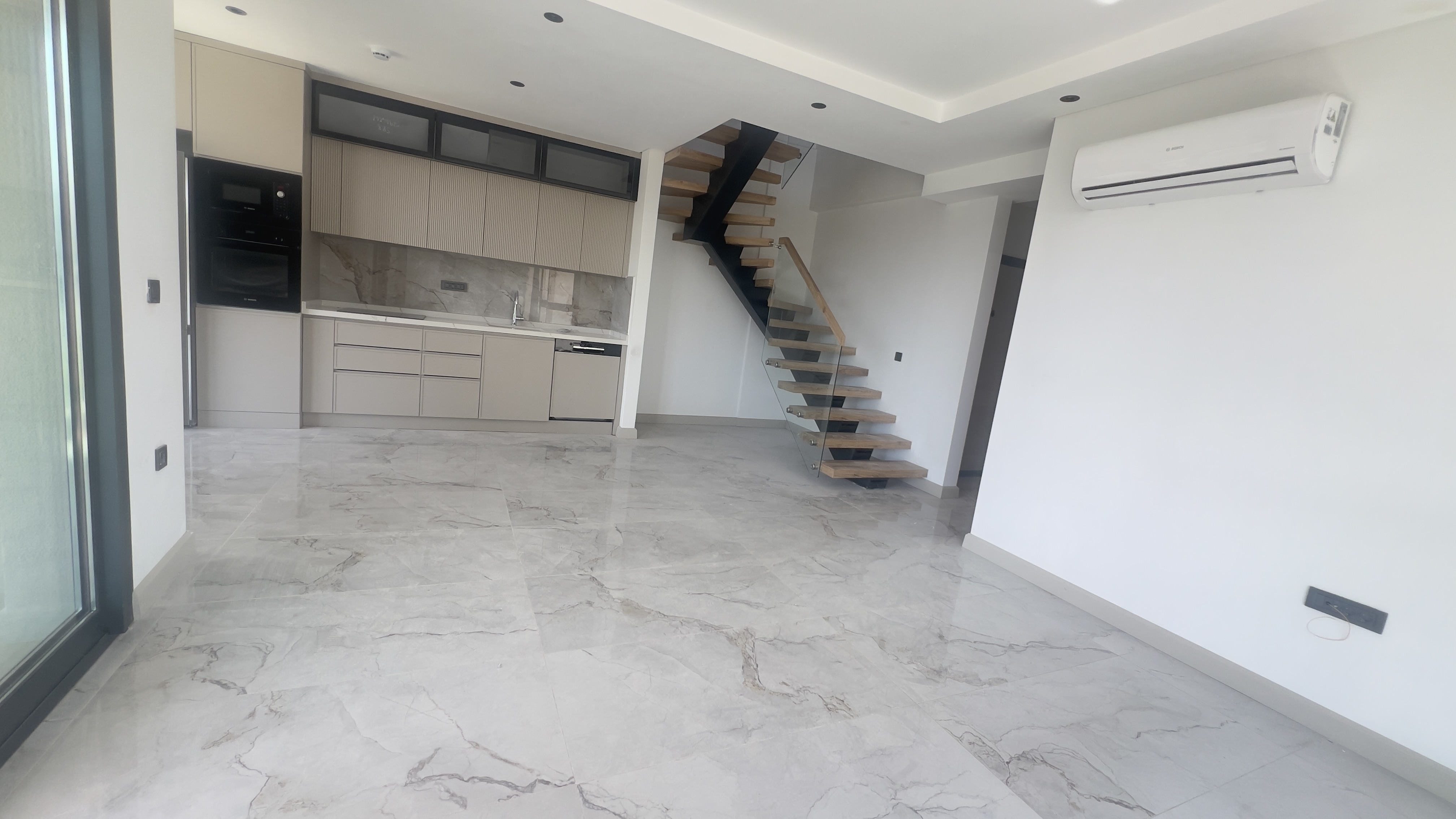 BEST HOME DOWNTOWN  - Посмотреть объект недвижимости