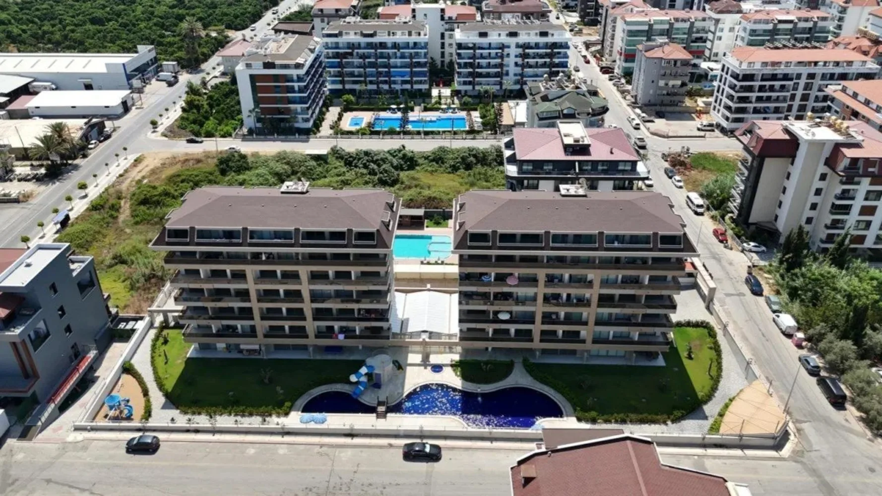 PIA ROYAL - View property