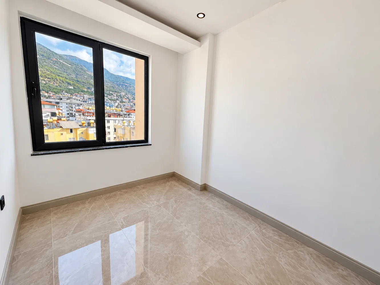 2 Bedroom Apartment For Sale in Sunrise Residence, Central Alanya Interior - 6