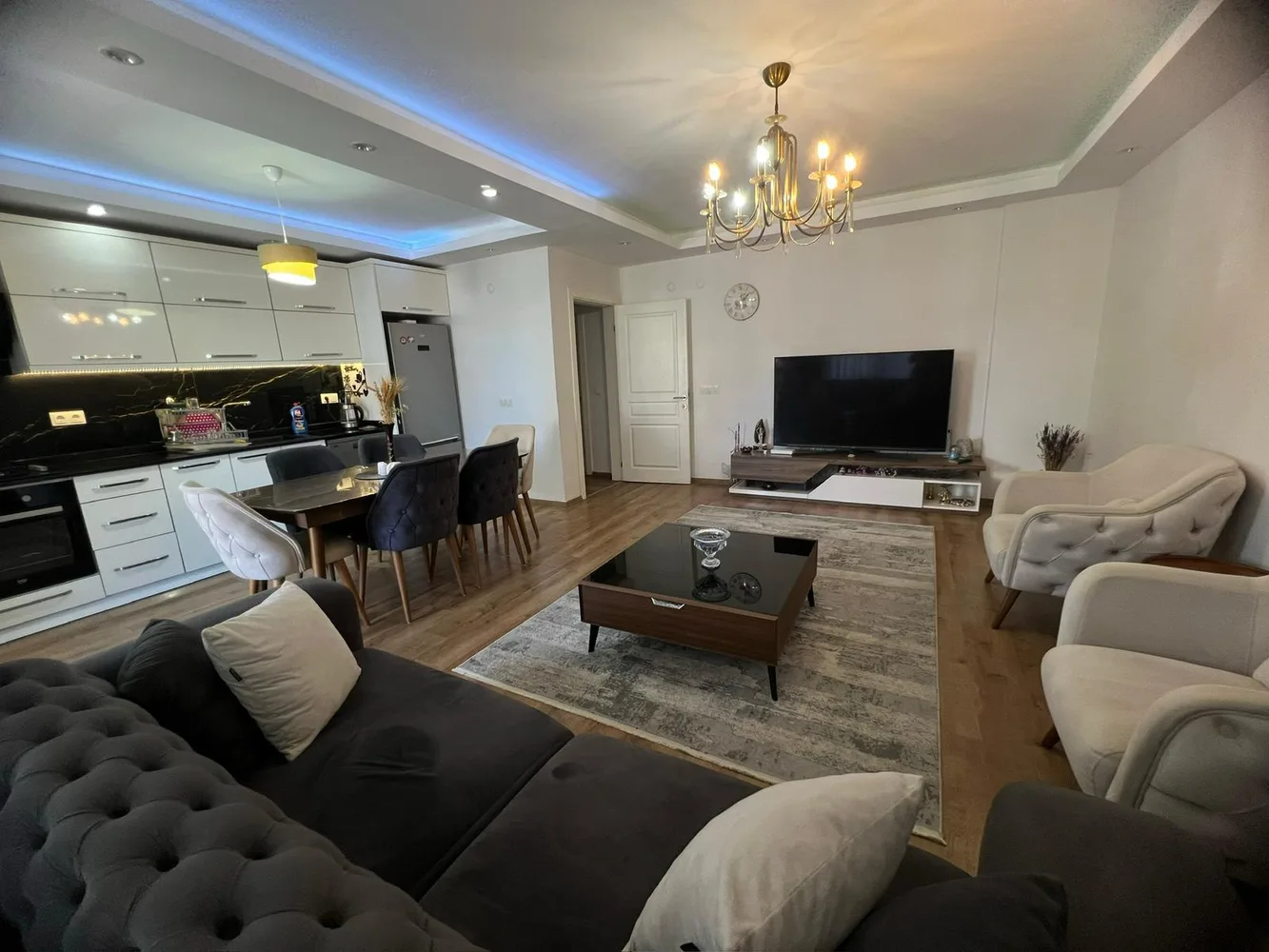 RISING BLUE RESIDENCE  Interior - 4