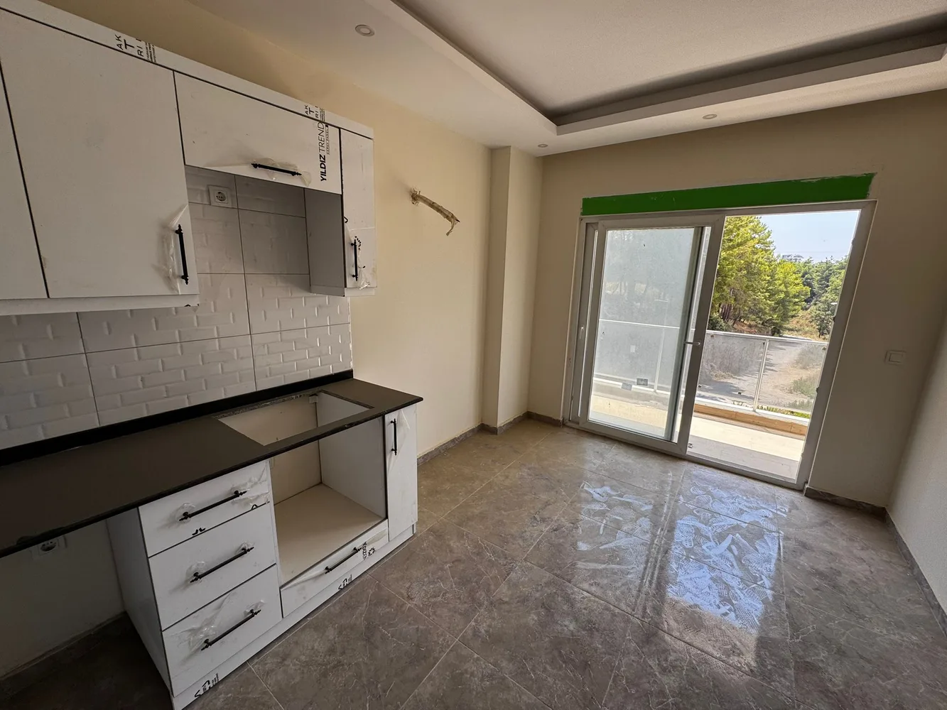 GREEN VALLEY 1  Interior - 2