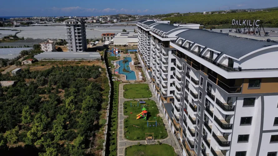 FARALYA LEGEND , Exterior - 3