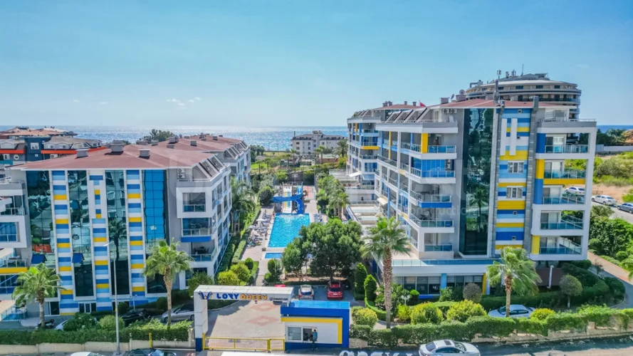LORY QUENN RESİDENCE , Exterior - 1