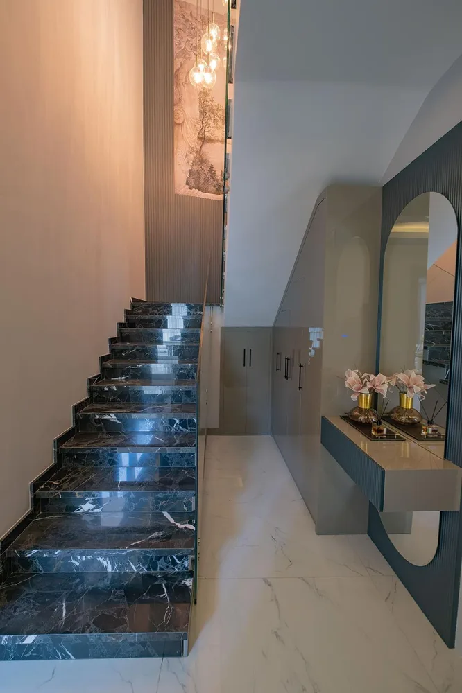 Designer Villa in Alanya with Infinity-Style Pool & Garden Interior - 24