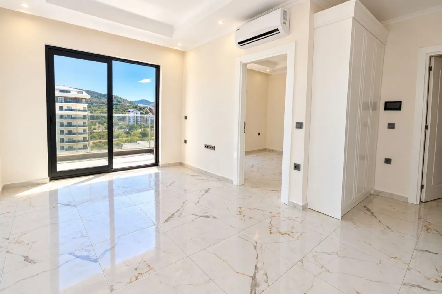 1+1 Sea View Apartment for Sale in Exodus Riverside, Alanya Interior - 6
