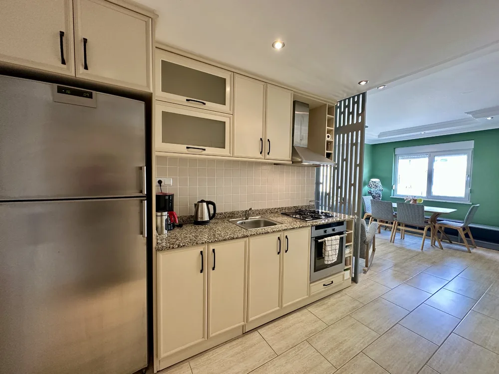 Furnished Apartment Close to Beach For Sale in Club Sidar, Alanya Interior - 3