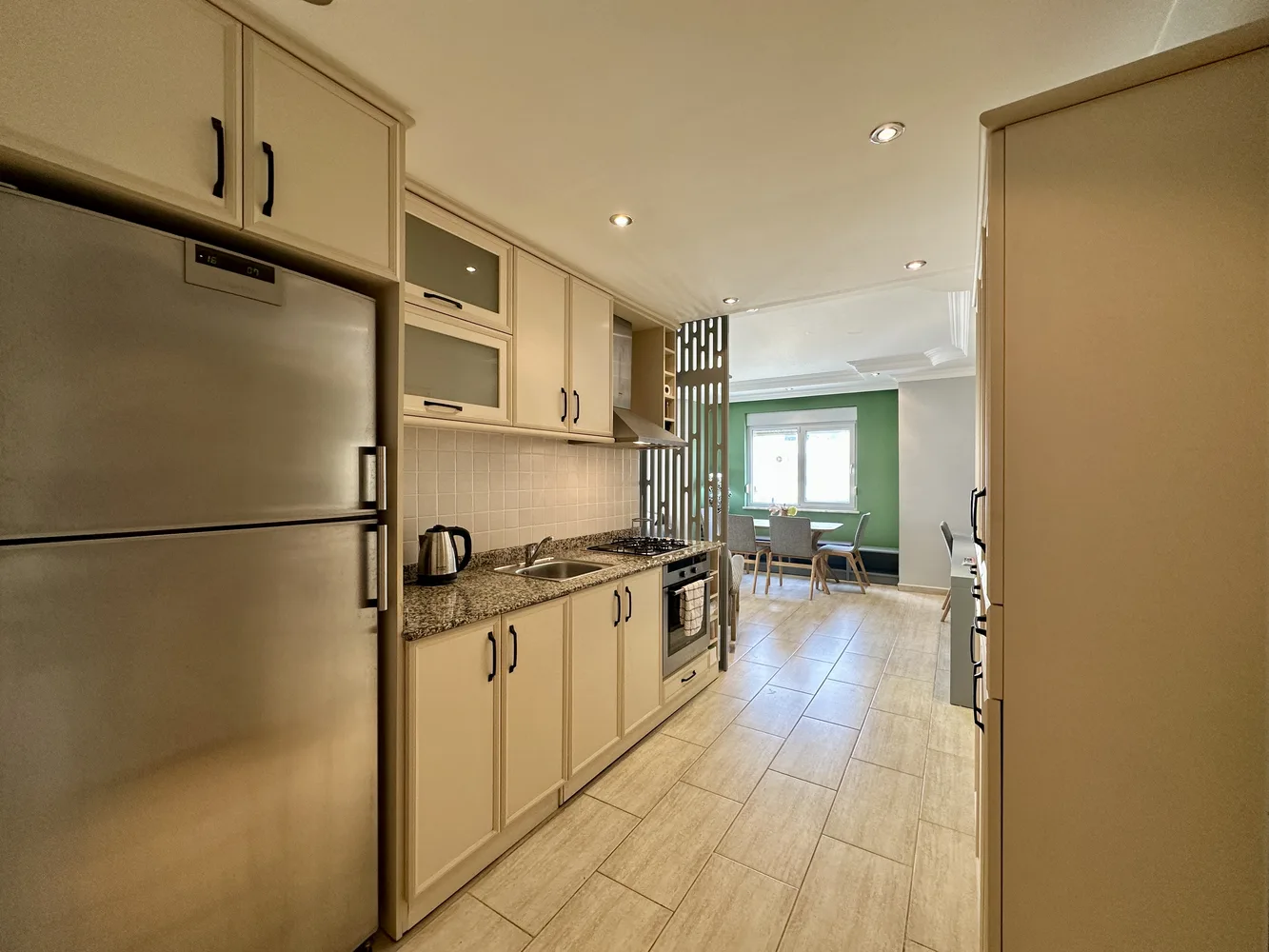 Furnished Apartment Close to Beach For Sale in Club Sidar, Alanya Interior - 4