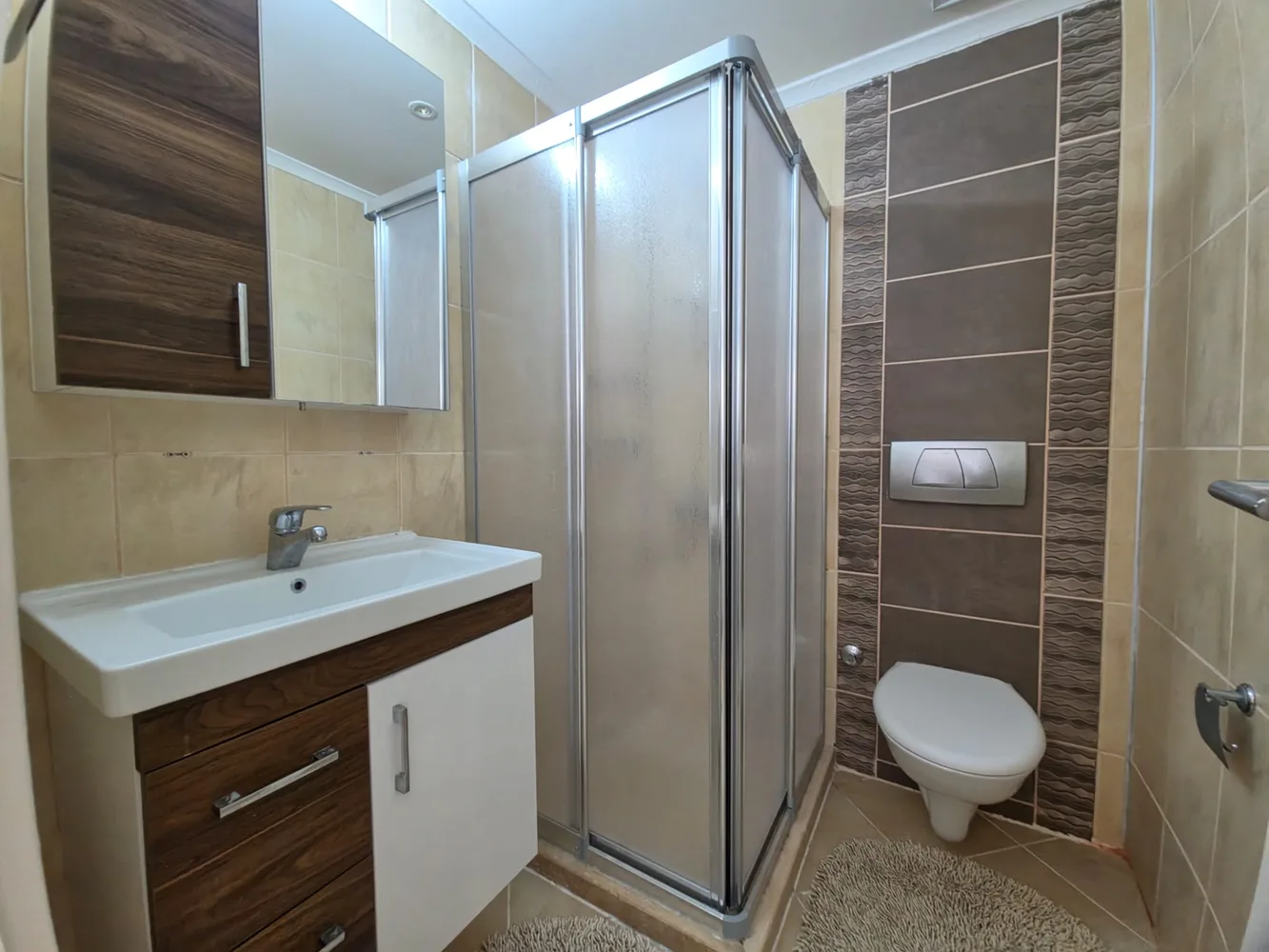 Newly Furnished Apartment Close to State Hospital in Alanya Interior - 34