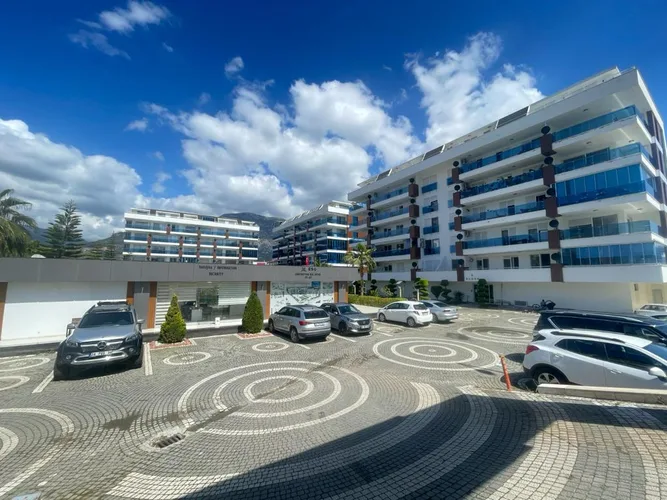 , Exterior - 3