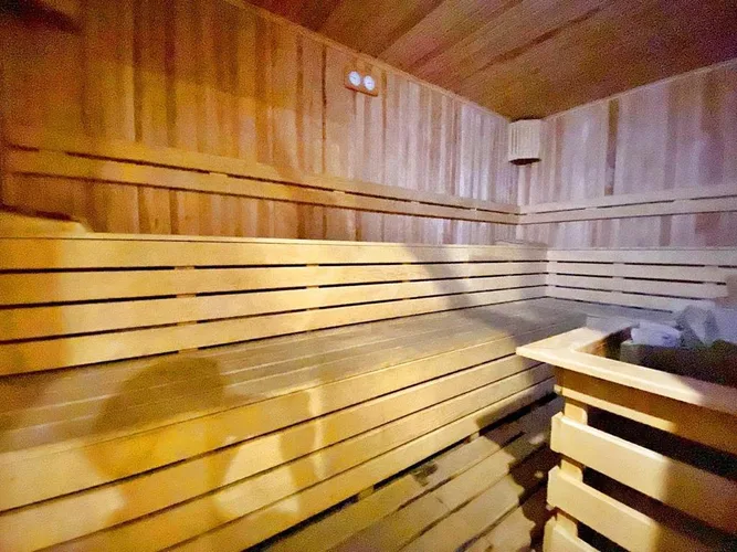 , Exterior - 4