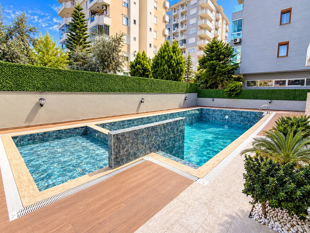  Exterior - 6