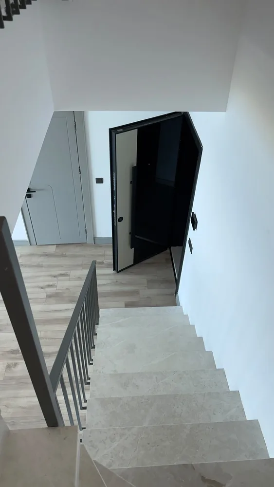 KESTEL  Interior - 16