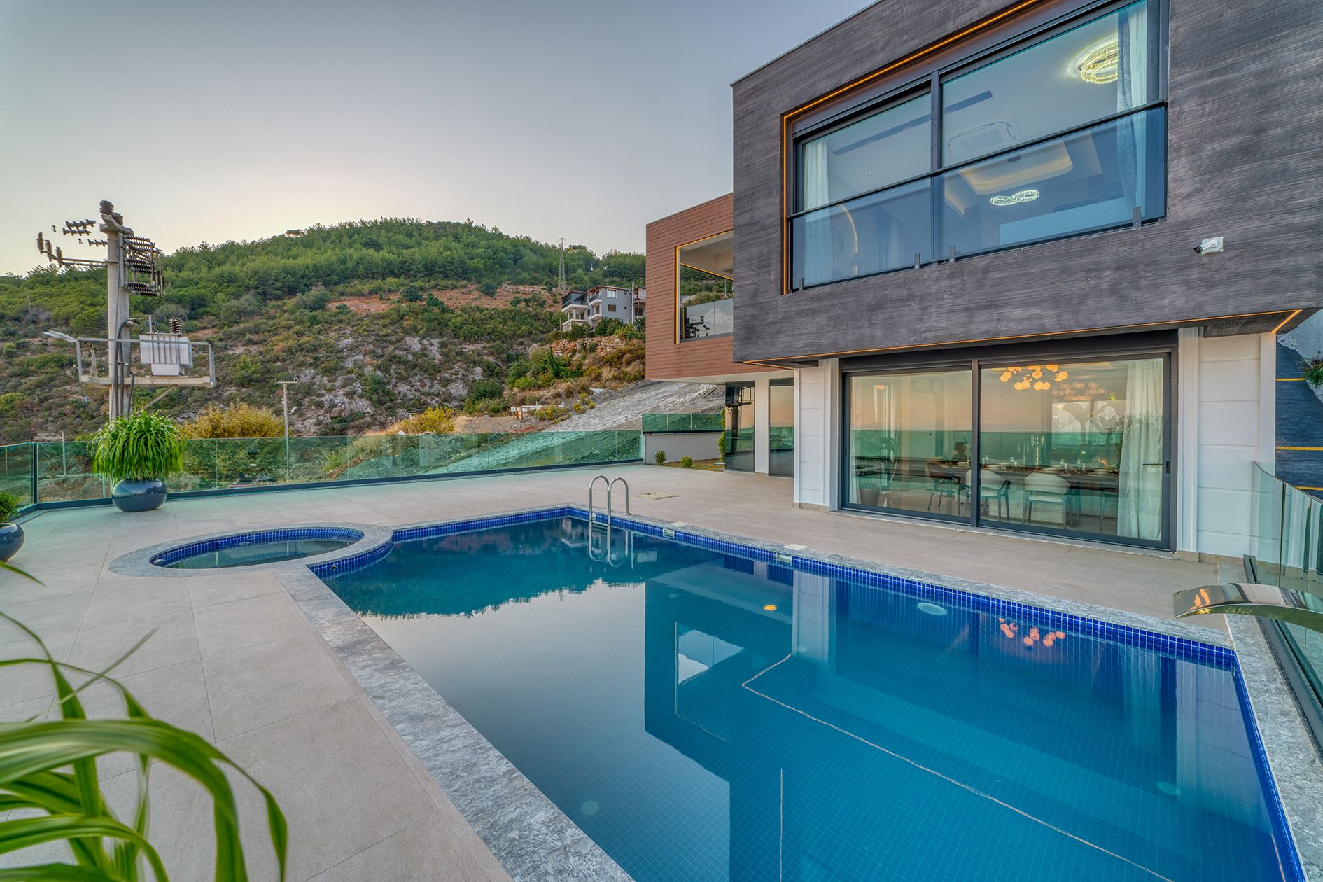 Signature villas and private projects by Musa Homes
