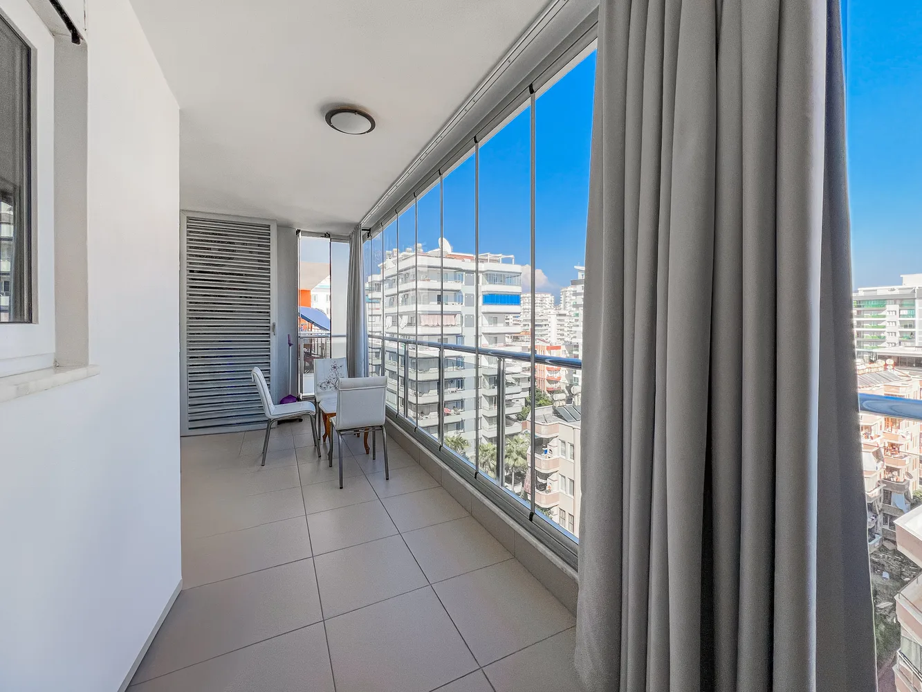 Modern 1+1 apartment in a new complex in Mahmutlar Interior - 19
