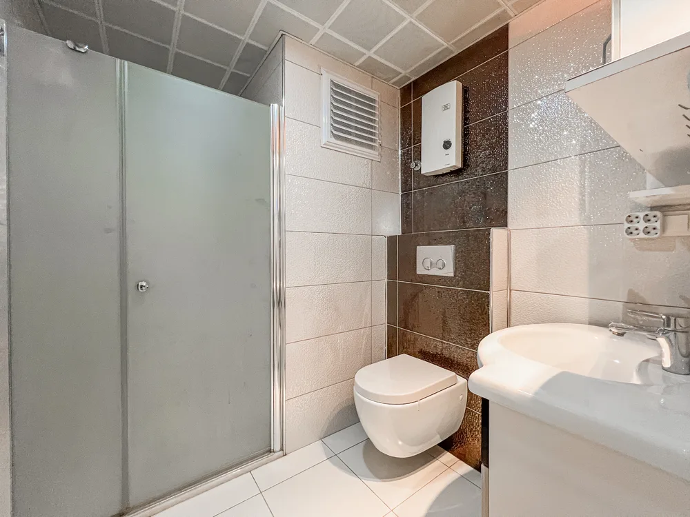Modern 1+1 apartment in a new complex in Mahmutlar Interior - 23
