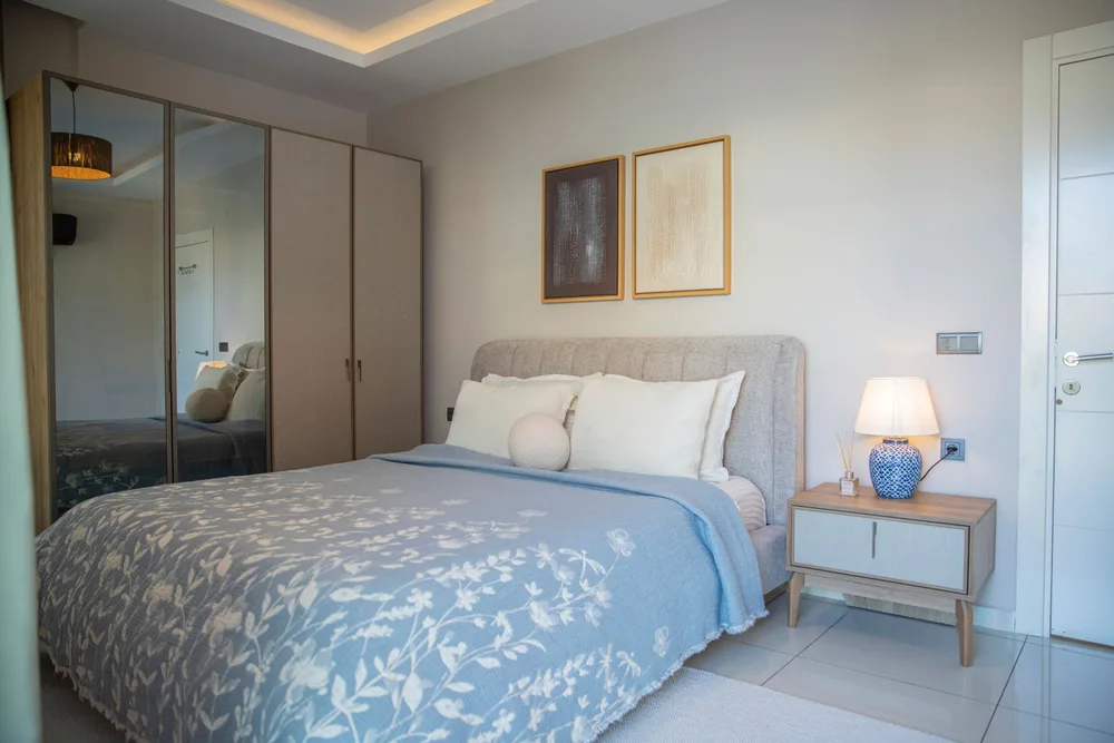 SEVEN STAR Interior - 9