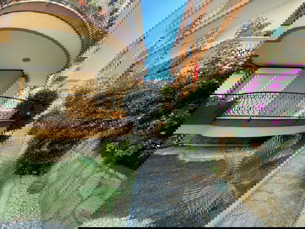 Turnkey 3 Room Apartment For Sale in Obagöl, Alanya - 500m to Beach! Exterior - 6