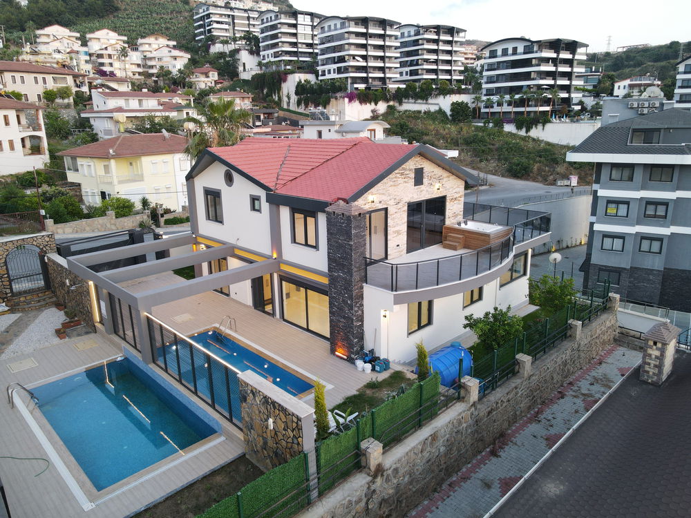 Sea View Private 6-Room Villa with Pool for Sale in Kargicak, Alanya