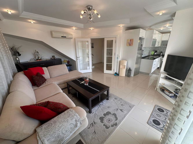 Furnished 3+1 Duplex Apartment for sale in Oba, 250m to the Beach Interior - 5