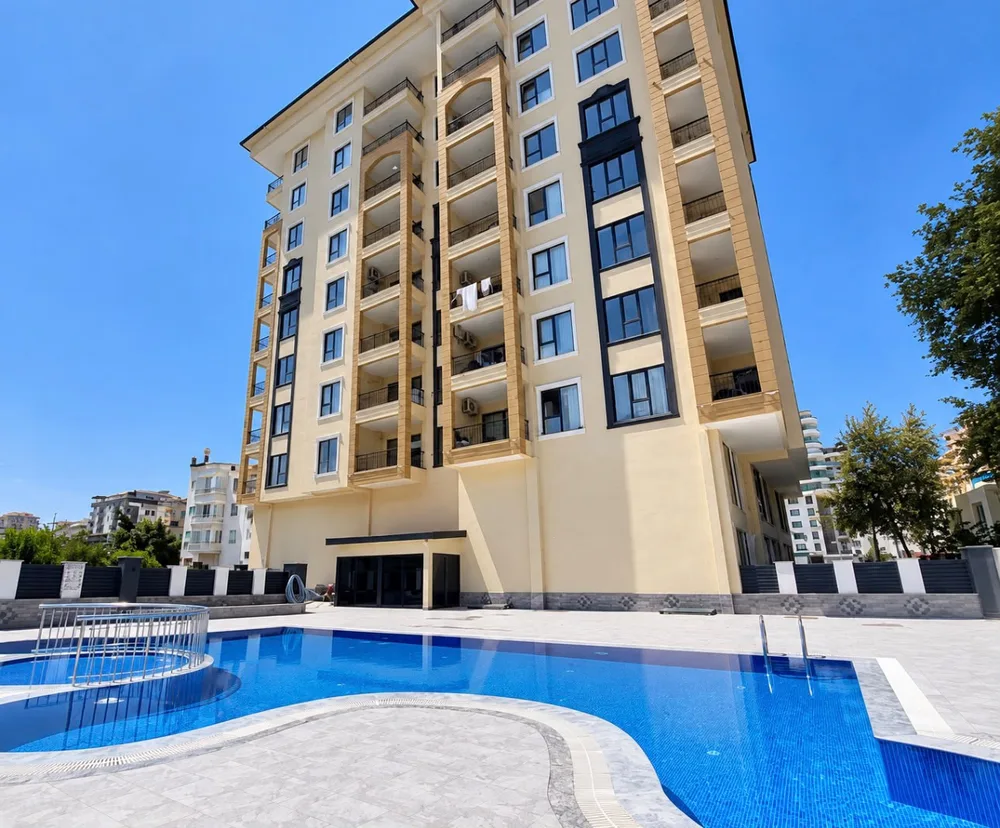 One-Bedroom Apartment in Central Mahmutlar, AS-Er Vogue