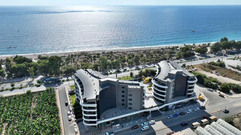 1+1 Sea Shore Apartment Full Furnished in Kargıcak, Alanya