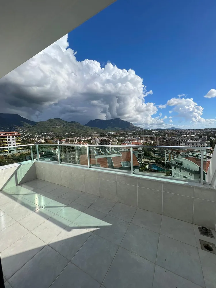 3+2 Reverse Duplex Apartment in Oba, Alanya