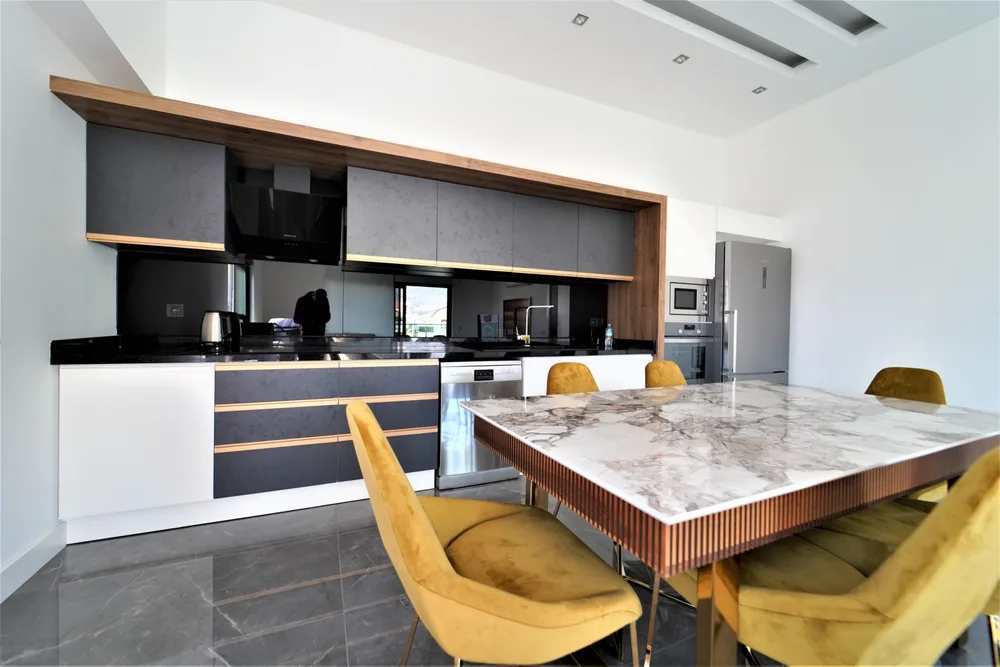 4+1 Duplex Furnished Apartment in Oba, Alanya