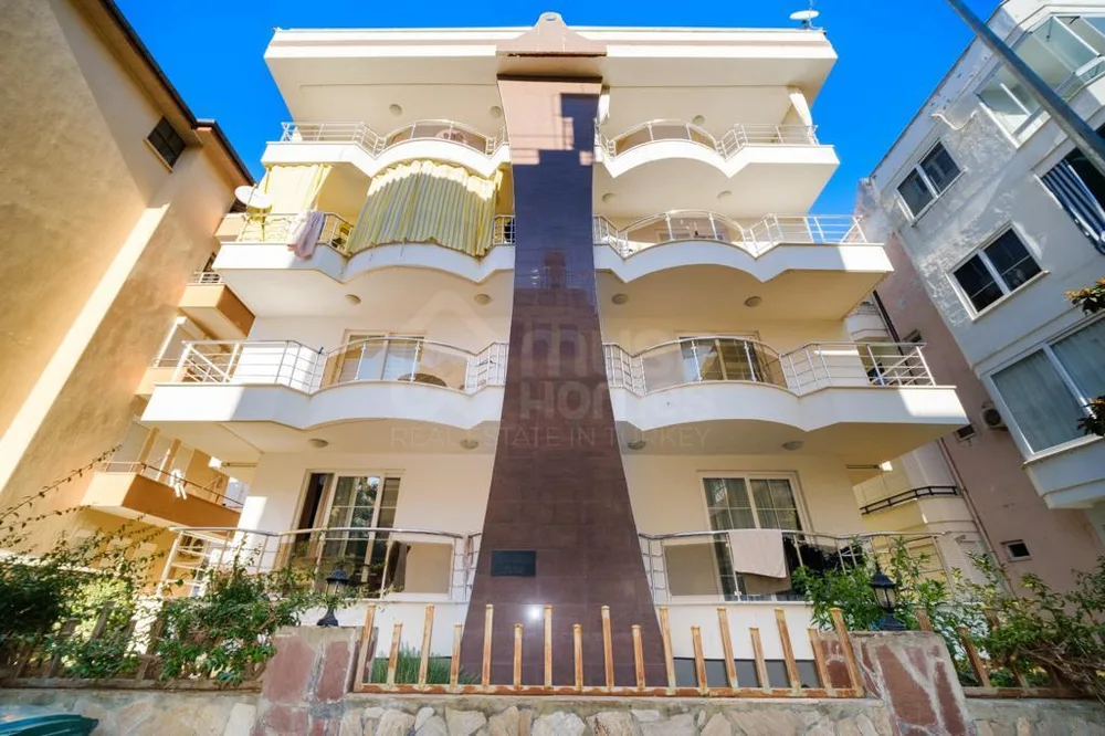 Furnished 3+1 Duplex with a sea view in Kleopatra 