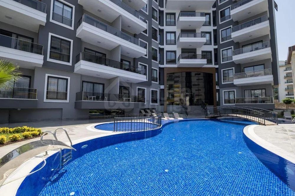 Furnished 1+1 apartment close to the sea in Kargicak 